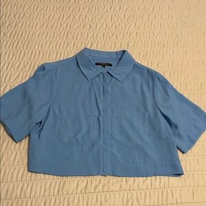 Nanette Lepore - Short Sleeve 2 pocket front Cropped Blouse. Size M